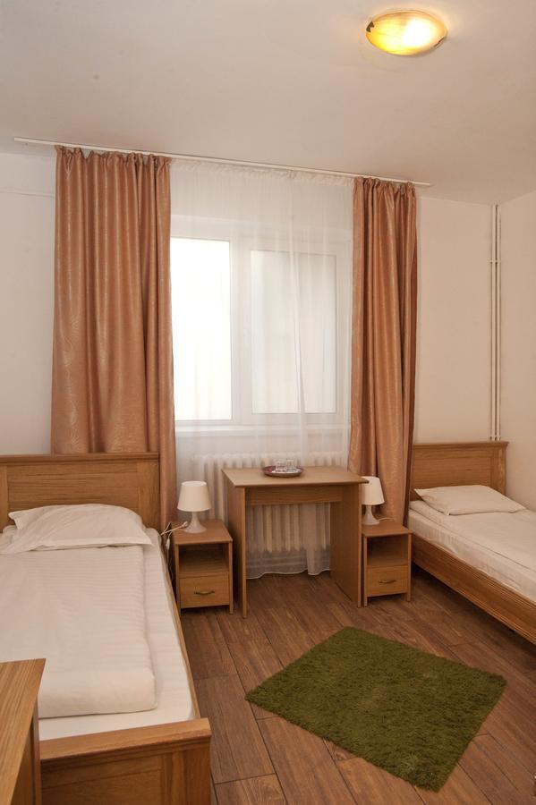 Pension Club Montana Cîmpina Dış mekan fotoğraf